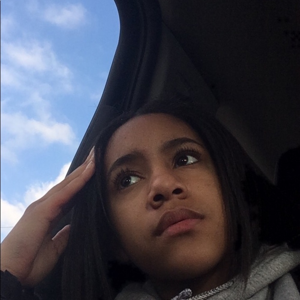 Meet your Posher, Taneya